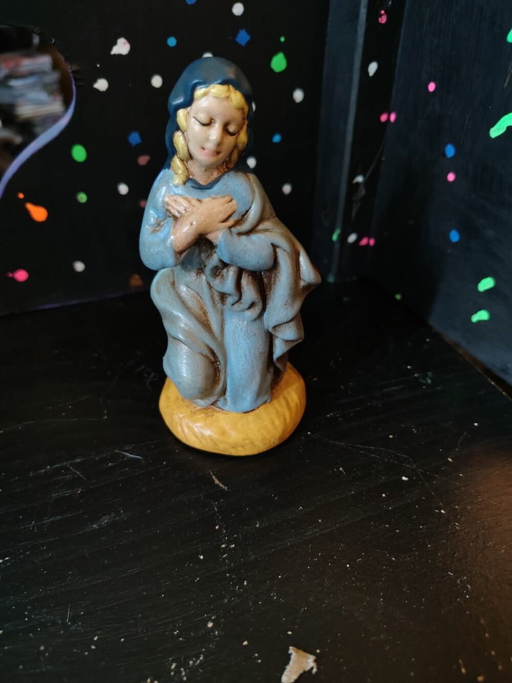Ceramic Nativity mother Mary blond hair replacement manger holiday 5"